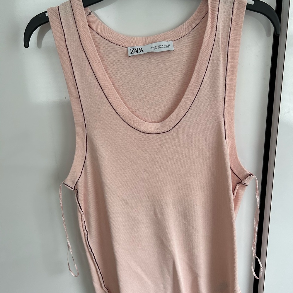 Zara Light Pink Scoop Neck Tank with Contrast Stitching